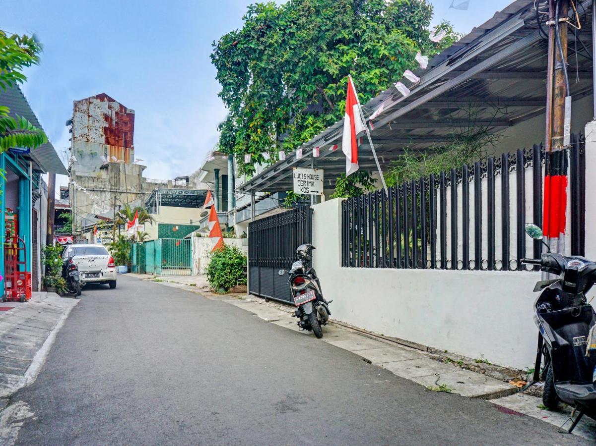 Hotel Oyo 91658 Luci'S House Jakarta Exterior foto